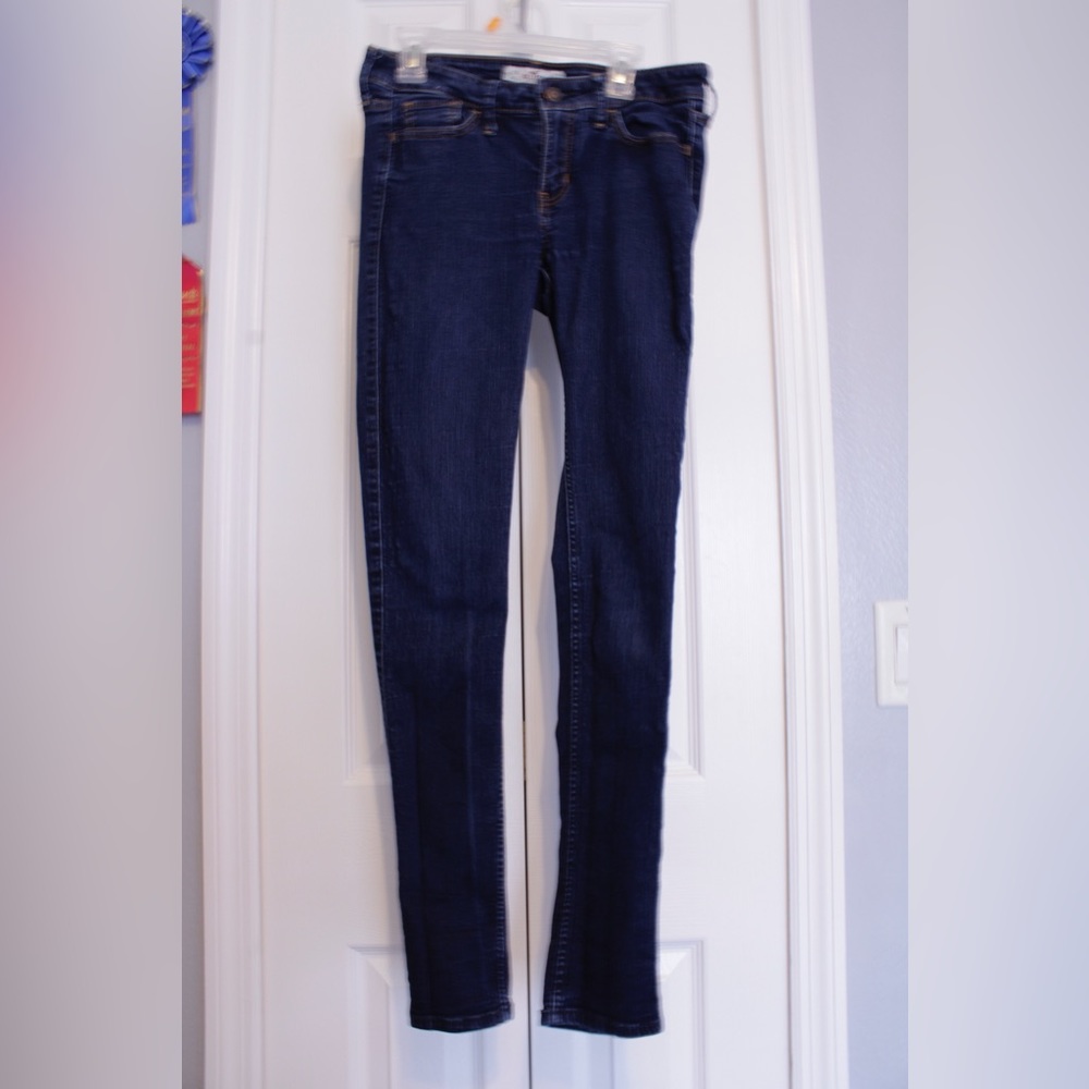 Blue skinny jeans